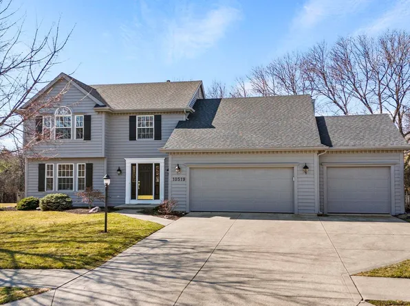 10519 Lone Eagle Way, Fort Wayne, IN 46845