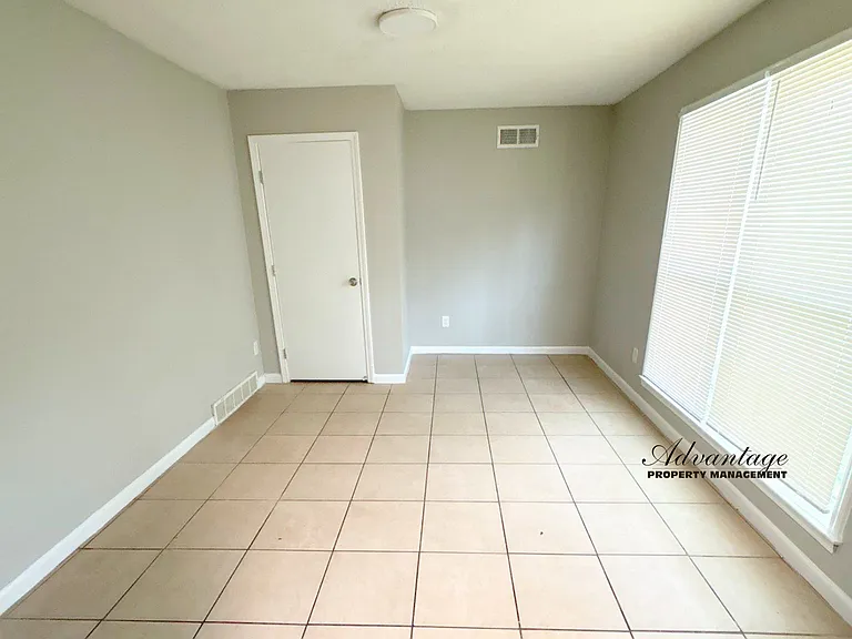 4092 Twilight Ave — Photo 9