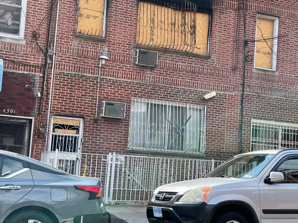 4303 10th Ave, Brooklyn, NY 11219