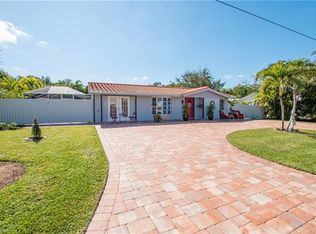 20 Fairview Blvd, Fort Myers Beach, FL 33931