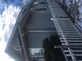 115 13th St, Dunbar, WV 25064