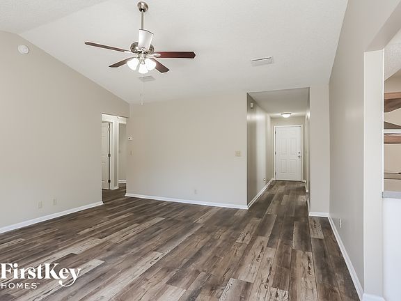 3rd image of 1741 E Chandelier Cir