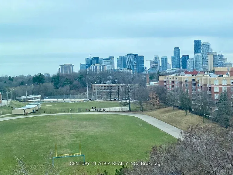 250 Lawrence Ave W #709 — Photo 16