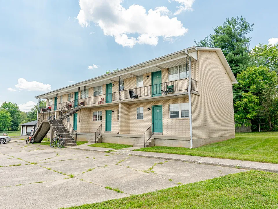 209 N Woodland Dr #209-16