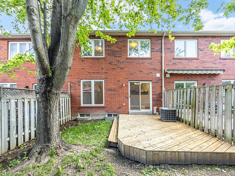 51 Playfair Rd — Photo 3
