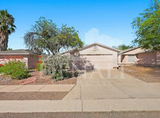 8871 E Citrus Tree Dr, Tucson, AZ 85730