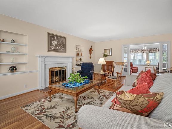 4th image of 801 Fairdale Ave