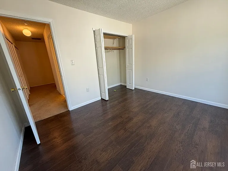207 Darwin Ln — Photo 13