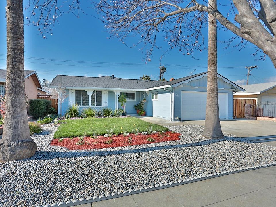 1st image of 2067 Harbor View Ave