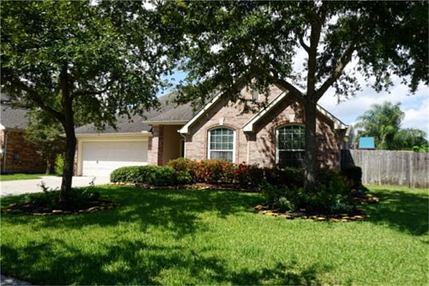 1st image of 3030 Manor Bay Ct