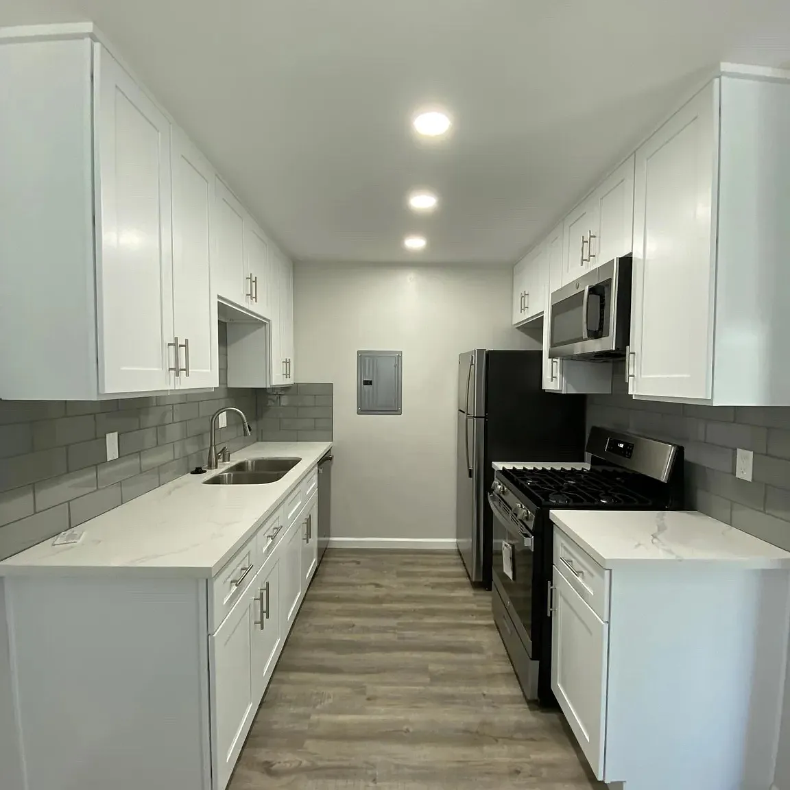 12011 Pacific Ave — Photo 1