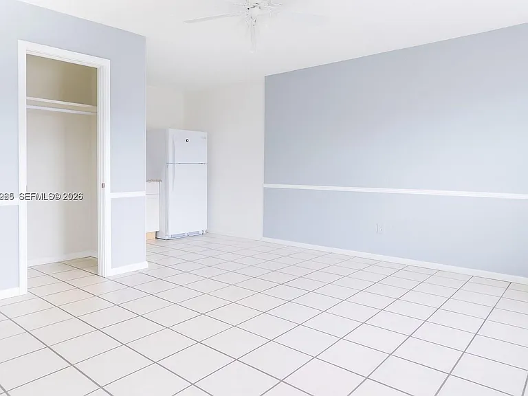 2151 NW 7th St #9 — Photo 1