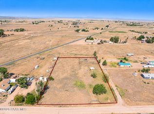 25050 N Larita Rd, Paulden, AZ 86334
