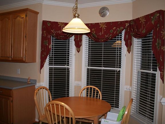 5th image of 407 Wild Horse Creek Dr