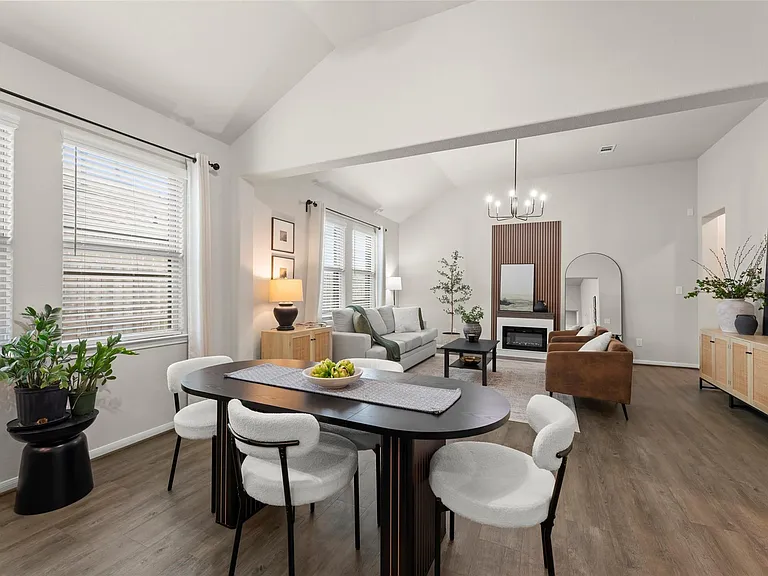 14911 Spring Forest Ln — Photo 13