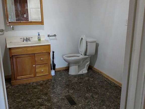 4th image of 3306 Camden Ave #2
