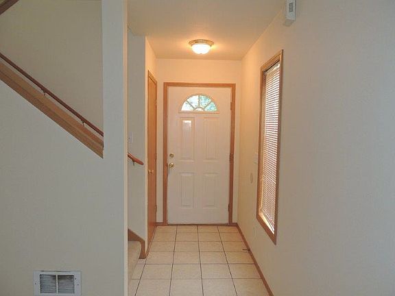 2nd image of 10106 Wilkeson St S