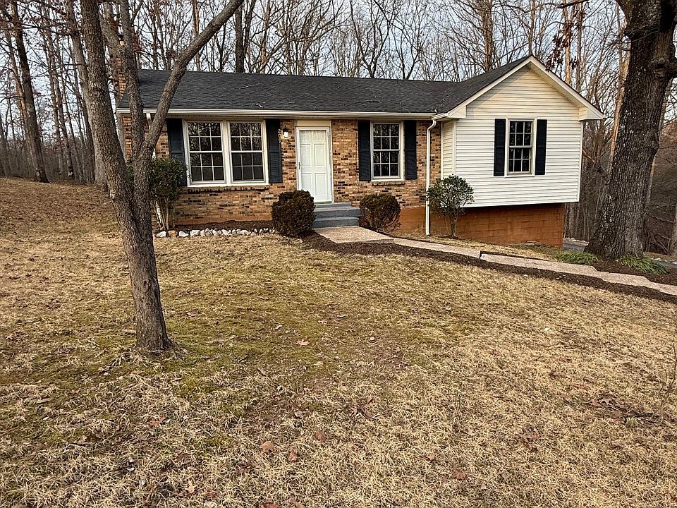 1st image of 209 Woodlawn Dr
