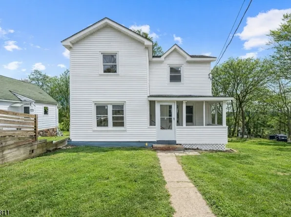 20 Ella St, Bloomingdale Boro, NJ 07403