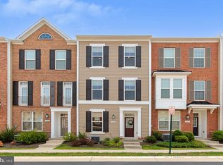 22888 Eileen Sq, Sterling, VA 20166