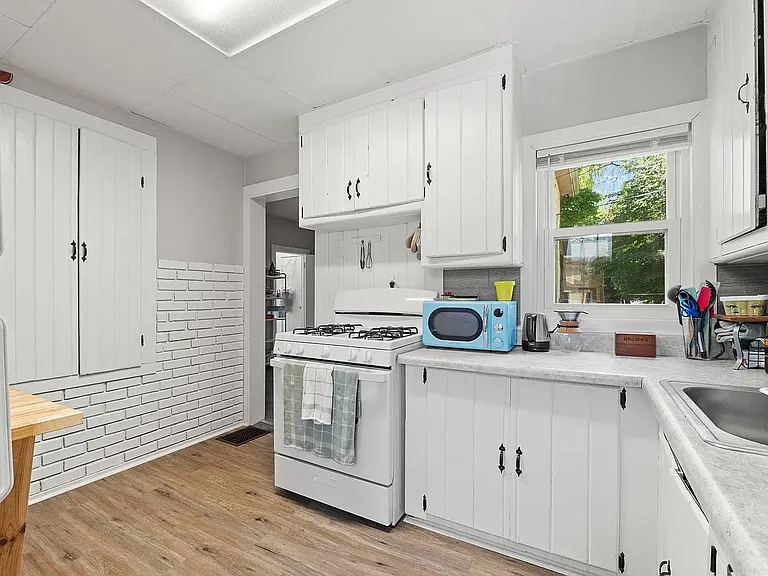 519 Riverside Ave #1 — Photo 9
