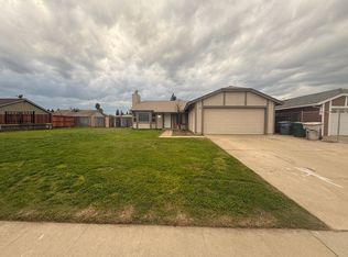 1039 Califa Dr, Chowchilla, CA