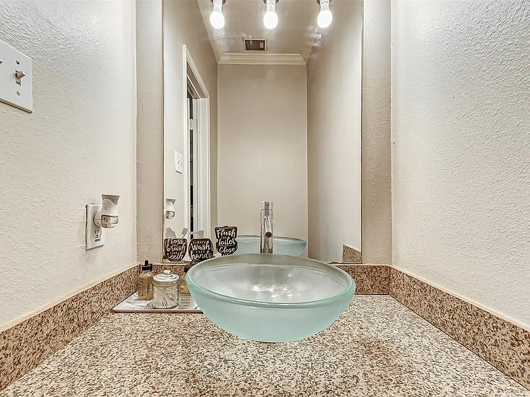 17421 Red Oak Dr #7421 — Photo 10