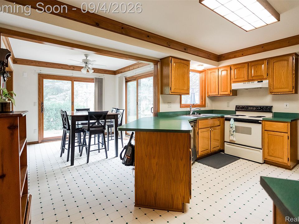 19040 Livery Ct, photo 21