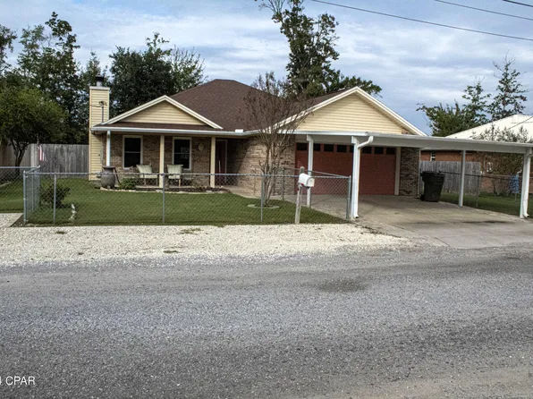 1510 E 9th St, Lynn Haven, FL 32444
