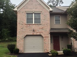 632 Glenbrook Dr, Harrisburg, PA 17110