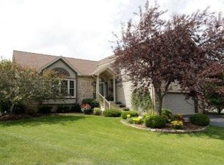 1115 Berkley Rd, Lake Zurich, IL 60047