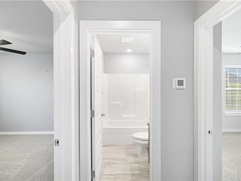 410 Peach Ave — Photo 31