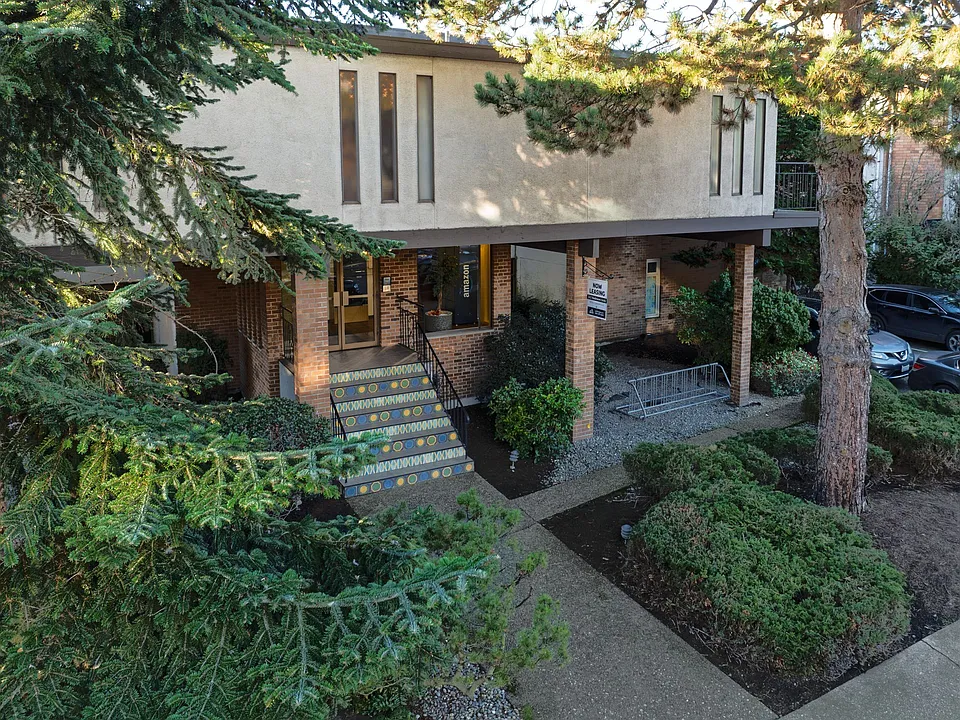 Franklin Apartments