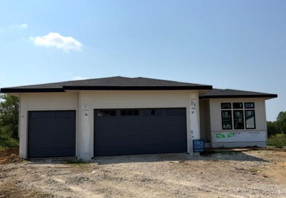 1st image of 5548 167th St