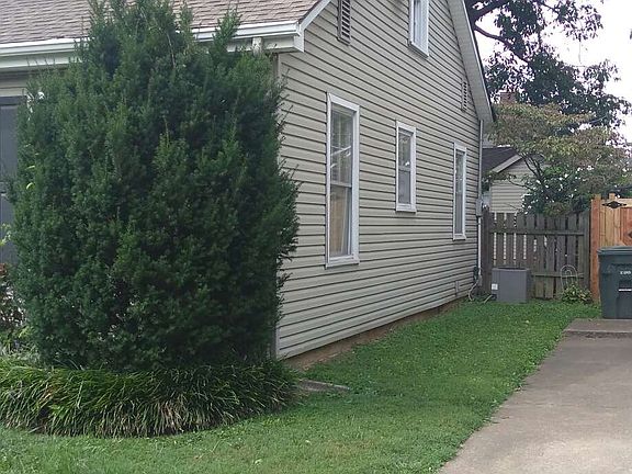 3rd image of 615 Owen Ct