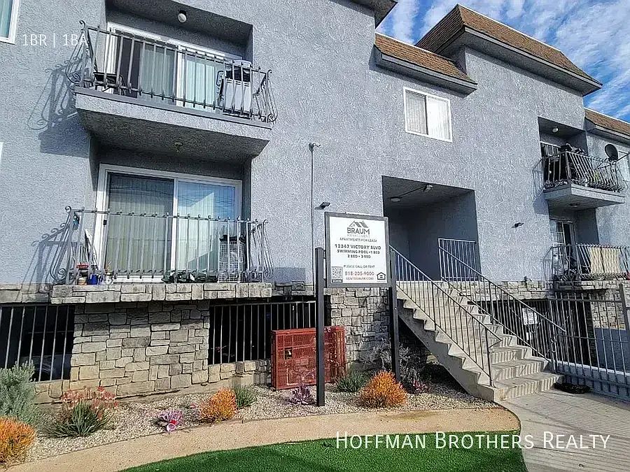 1st image of 13349 Victory Blvd #107