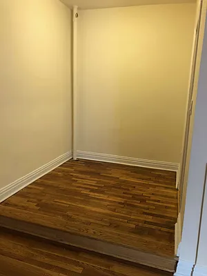 Rented by Real Estate Investors Group LLC | media 8