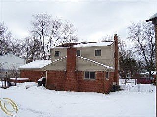 2nd image of 23659 Larkshire Dr