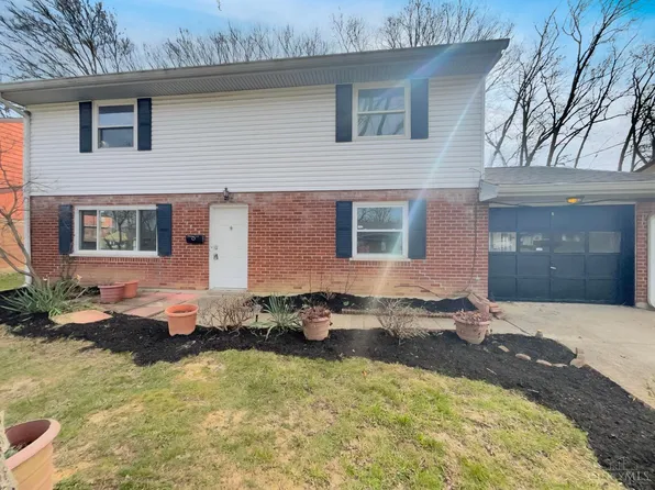 8484 Sunlight Dr, Cincinnati, OH 45231