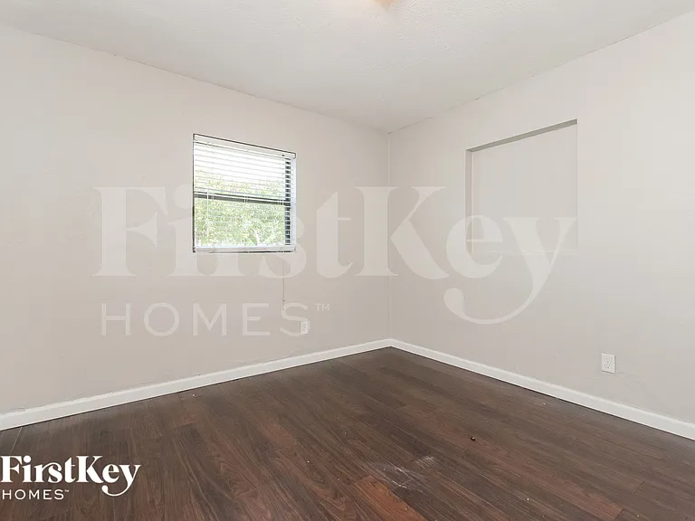 7706 Aviano Ave — Photo 13