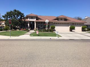 3073 Hillcrest Ct, Madera, CA