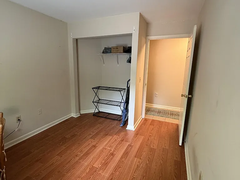 261 Simpson Ave #127 — Photo 14