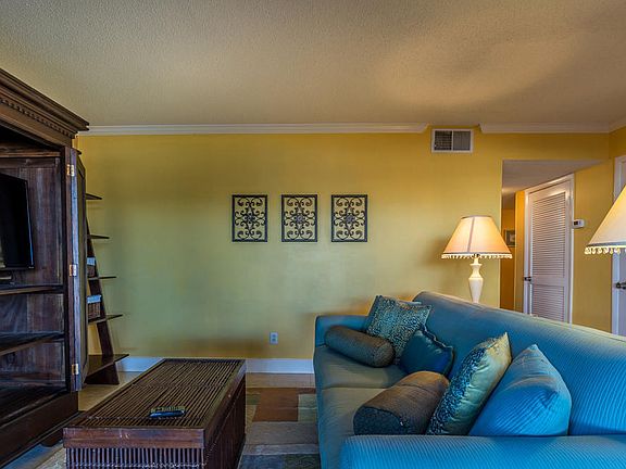 4th image of 196 N Driftwood Bay Unit 38A
