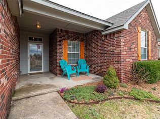 8083 Forrest Glenn Rd, Claremore, OK 74019