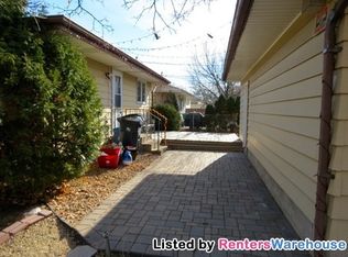446 Nebraska Ave W, Saint Paul, MN 55117