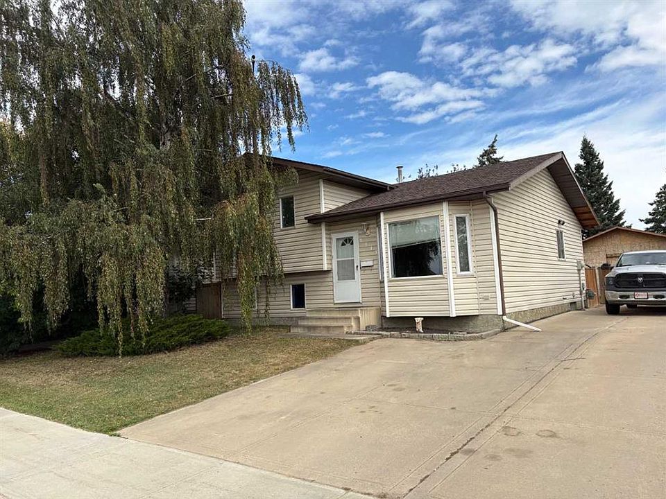 1st image of 9413 W 93rd St