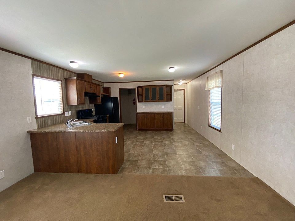 1st image of 3440 Creekside Blvd #19