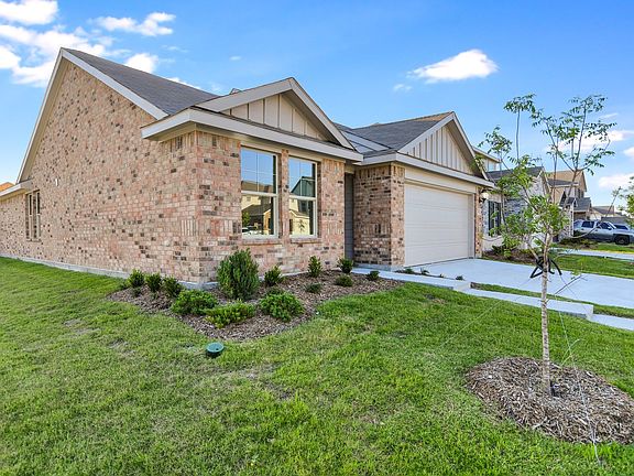 4th image of 7336 Village Falls Ln