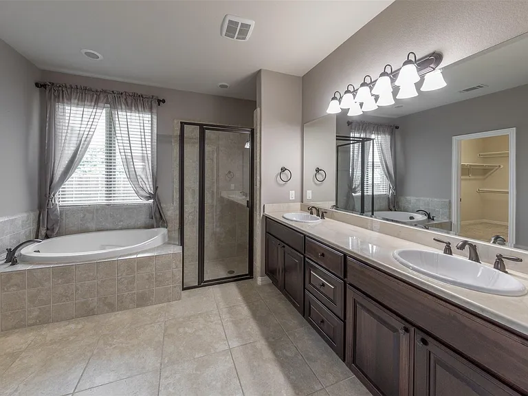 10406 Mossback Pine Rd — Photo 12