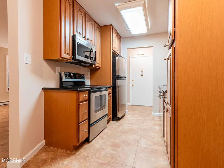 69 Overlook Way #E — Photo 13